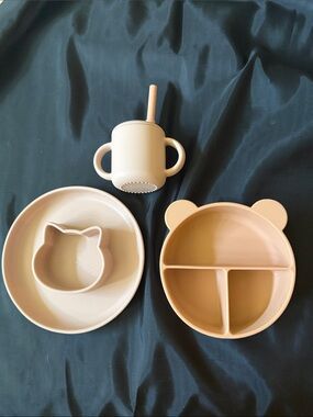 LIEWOOD Switzerland Silicone Tableware Set